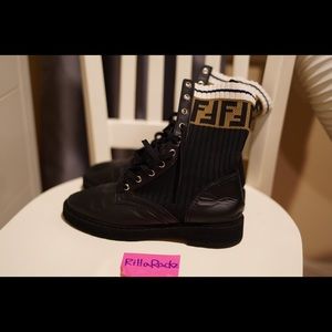 Fendi rockoko boots size 39 women’s